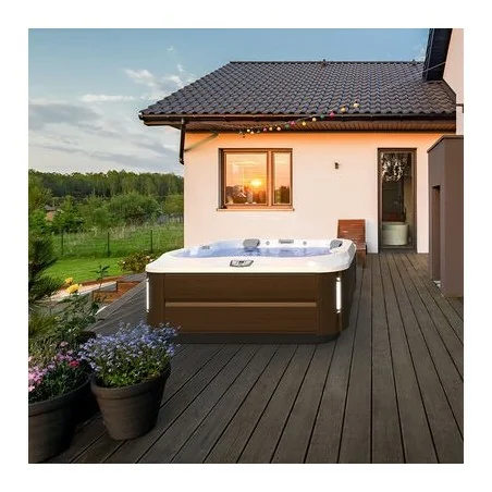 JACUZZI J355 - - Spa