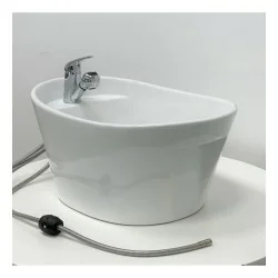 Island Pedicure Bathtub - Pedicure chairs and bathtubs - NeoBeauty